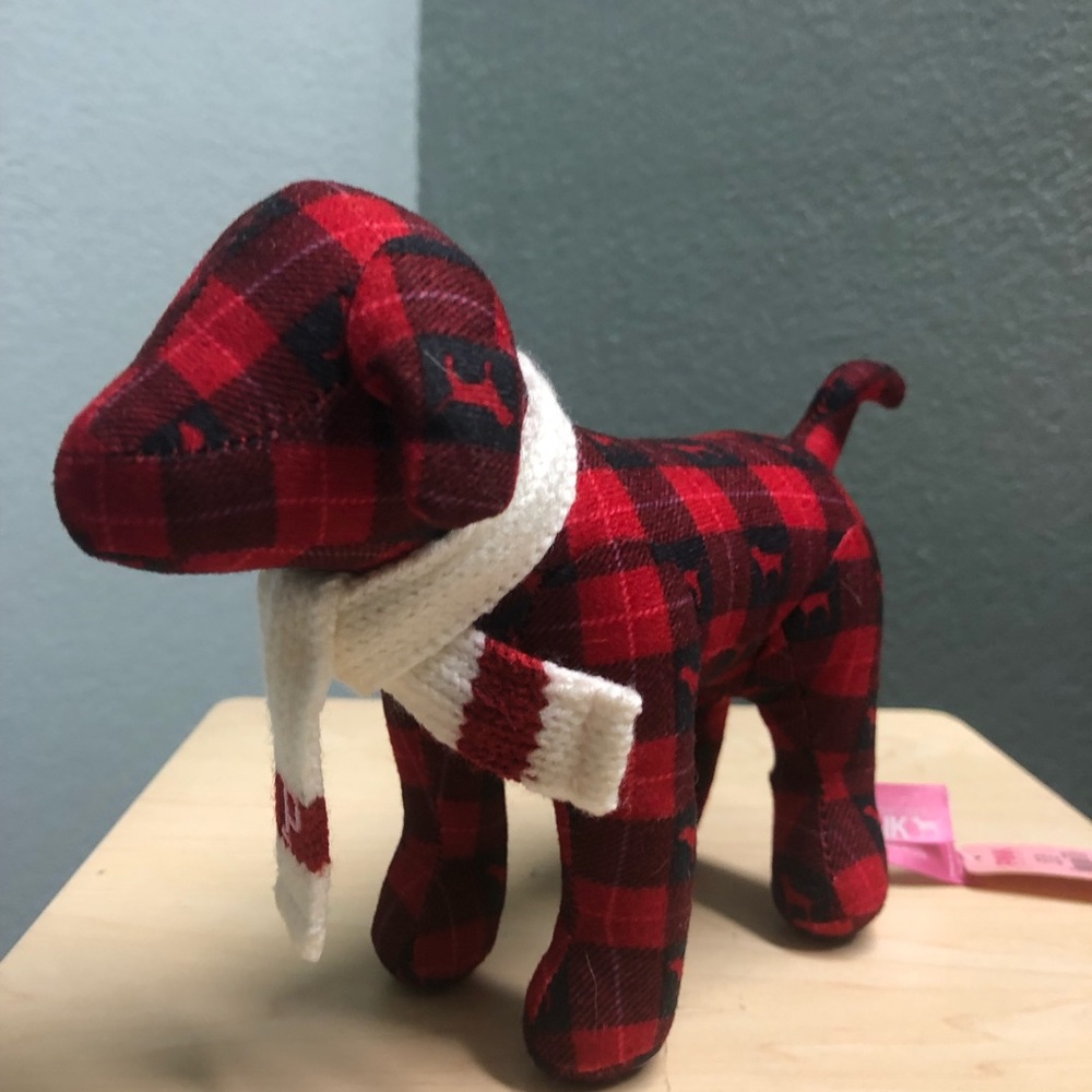 Victoria’s secrets pink dog